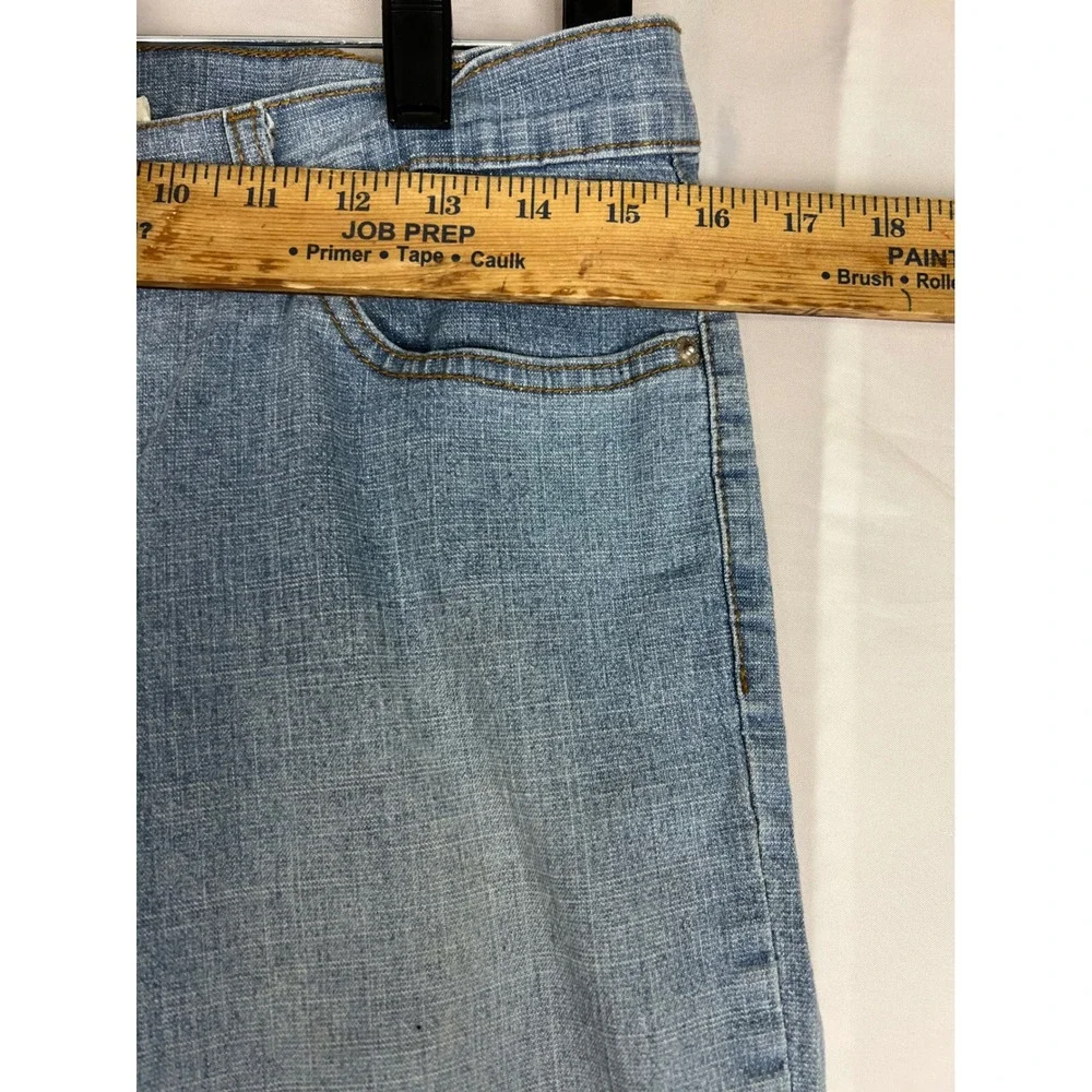 Judy Blue Womens Light Wash Flare‎ Leg Denim Jeans Embroidered Back Pockets 15